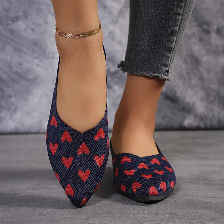 Colorblock Heart Pattern Pointed Toe Slip On Flats