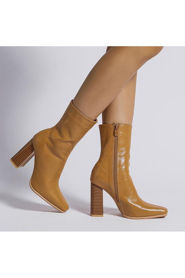 Stivali a metà polpaccio con punta quadrata, cerniera semplice e tacco grosso
