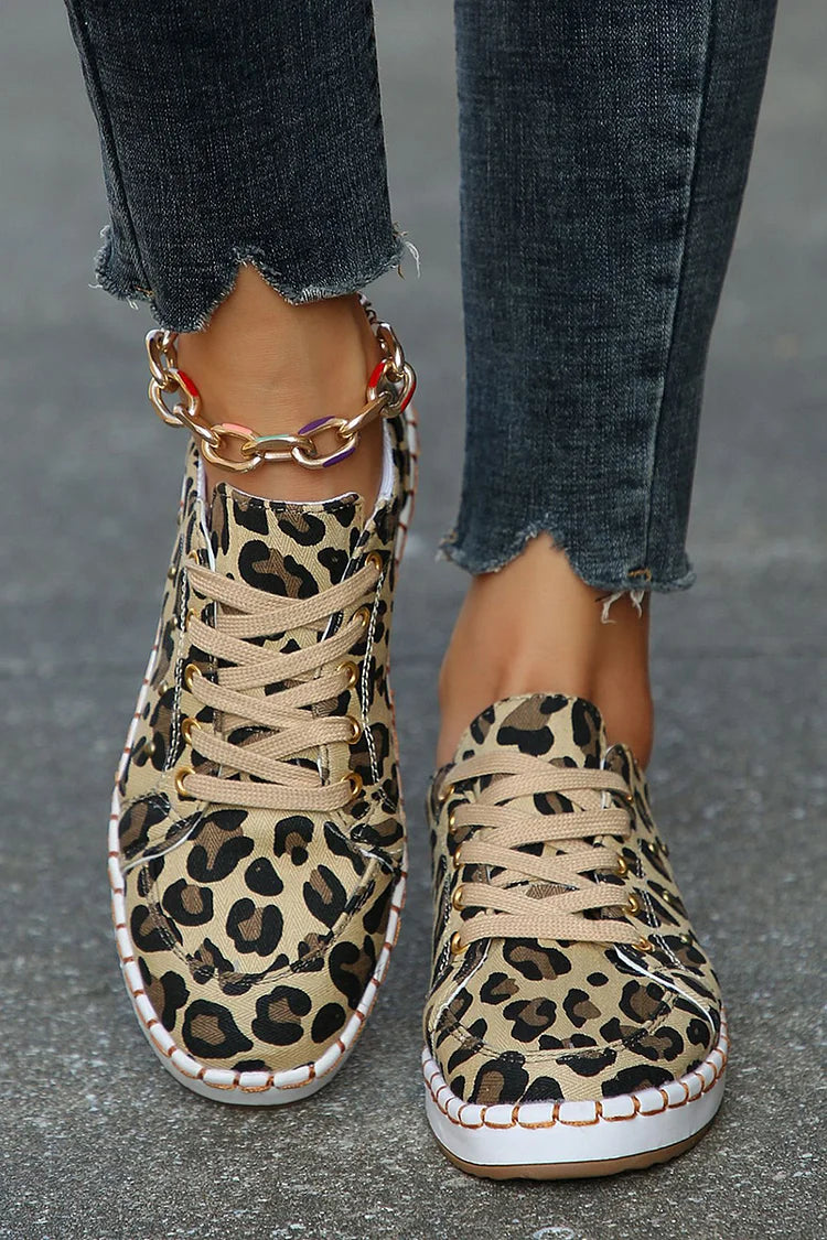 Leopard Print Stitch Detail Round Toe Lace Up Sneakers