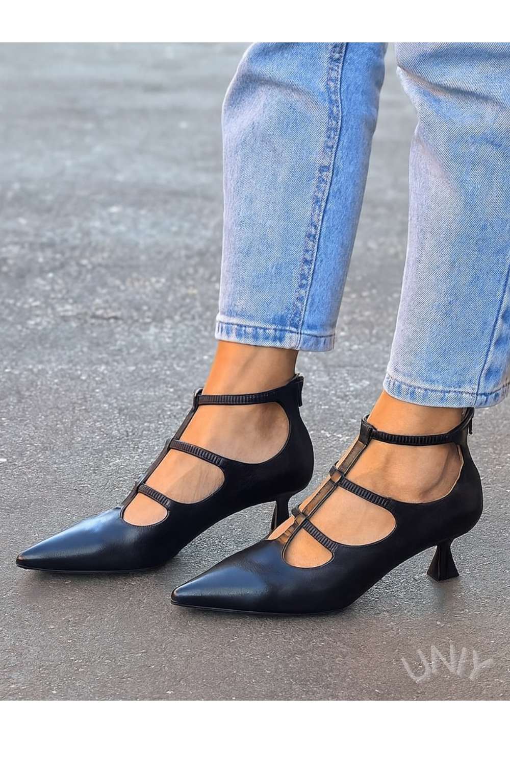 Spitz zulaufende T-Riemchen Stiletto-Absätze [Vorbestellung]