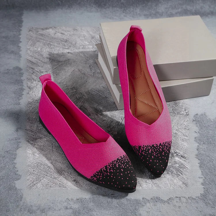 Ballerine traspiranti con punta affilata e lavorazione a maglia colorblock