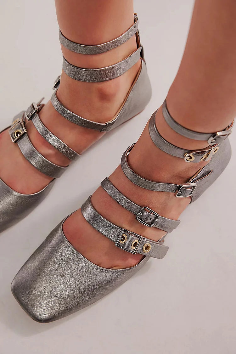 Ballerines argentées à éclat métallique, bout carré, boucles à multiples sangles sur mesure [Précommande]