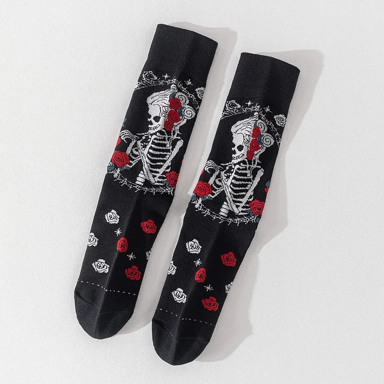 Calcetines de media pantorrilla con estampado floral de rosas y esqueleto de pelo largo para Halloween 