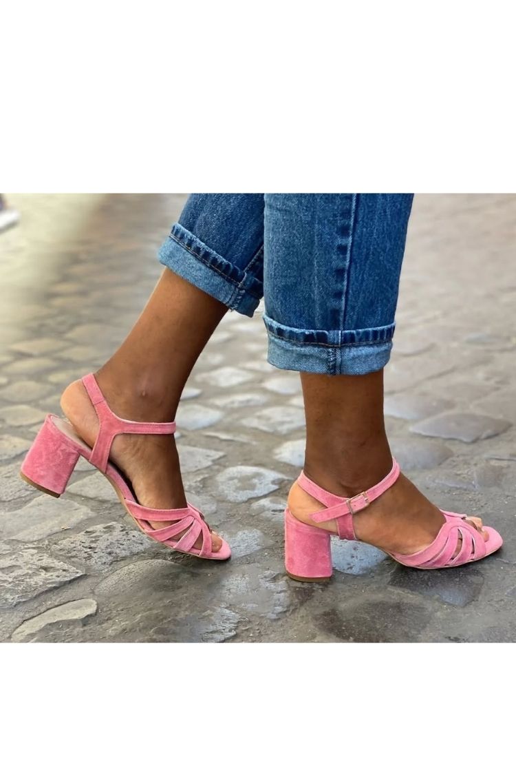 Sandali con tacco e cinturino alla caviglia in pelle scamosciata incrociata e punta aperta [Pre-ordine] 