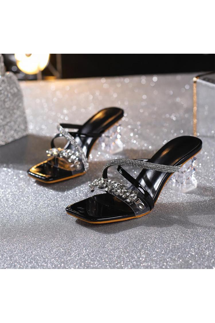 Eleganti tacchi a spillo spessi con punta quadrata, cinturino incrociato e decorazioni in strass 