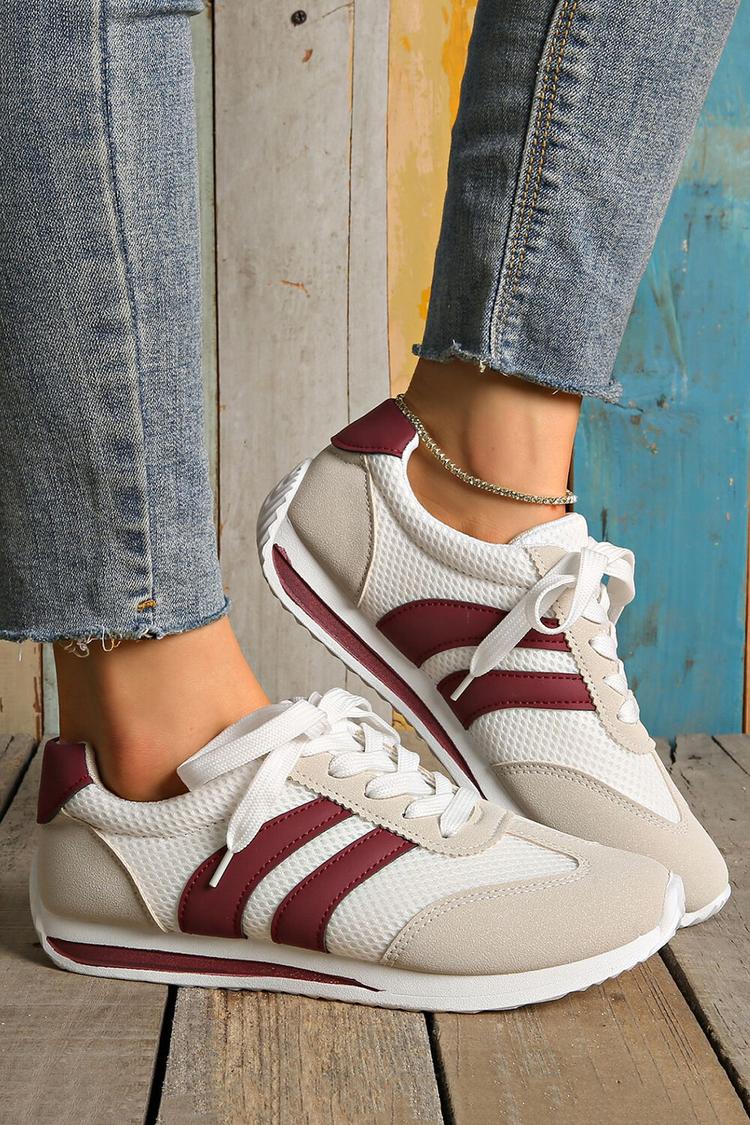 Sneakers traspiranti con punta tonda e lacci, con patchwork colorblock 