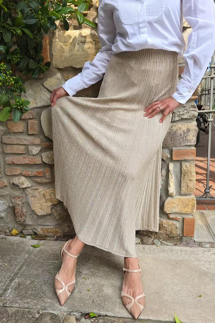 Scarpe basse beige con cinturino alla caviglia, fibbia e cut-out color block [Pre-ordine]