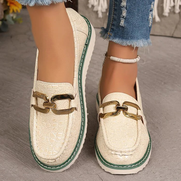 Crocodile Print Metallic Buckle Decor Round Toe Loafers