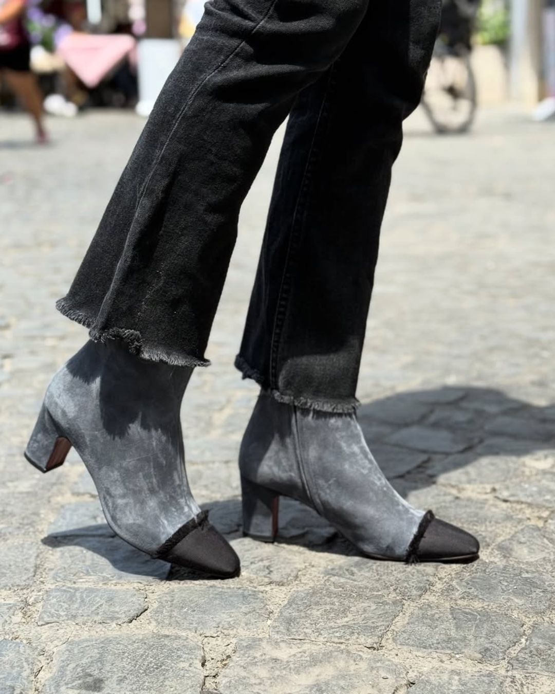 Grau Kunstwildleder Colorblock Chunky Heel Stiefeletten [Vorbestellung]