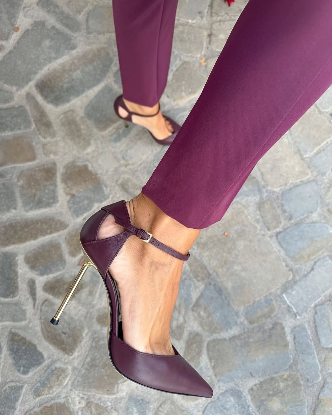 Pflaume Knöchelriemen Schnalle Cutout Spitz Zehen Stiletto Absätze [Vorbestellung]