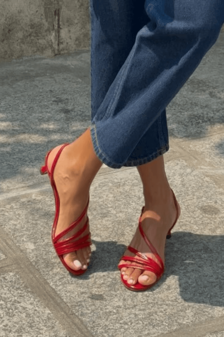 Metallische Kreuzmuster Minimalistische Knöchelriemen Offene Zehen Sandalen