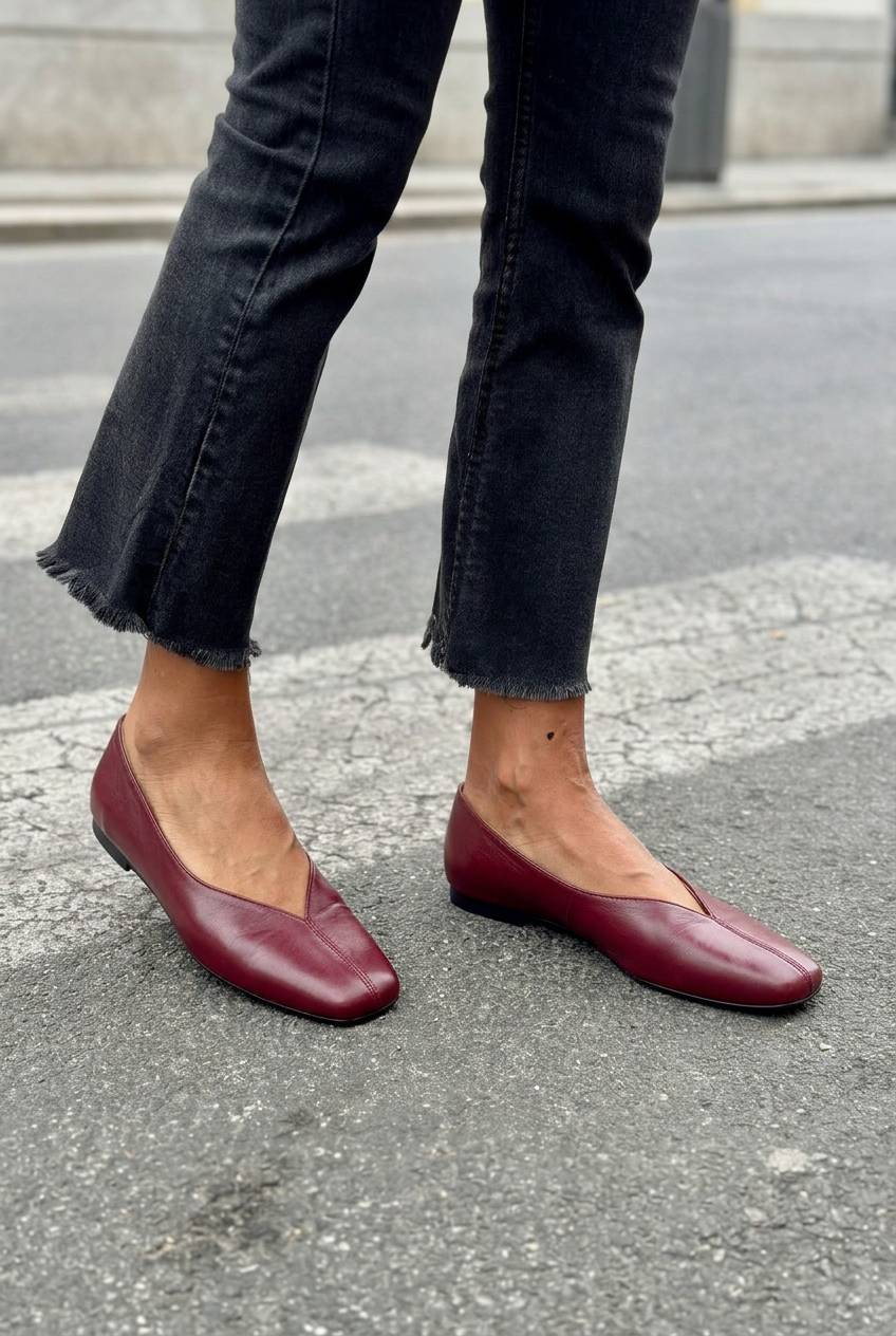 V-Cut Slip On Square Toe Flat Ballet Flats [Pre Order]
