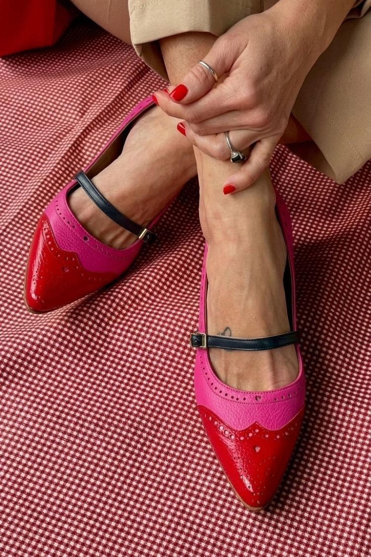 Colorblock punta a punta cinturino sul collo del piede fibbia tacchi bassi bianchi 