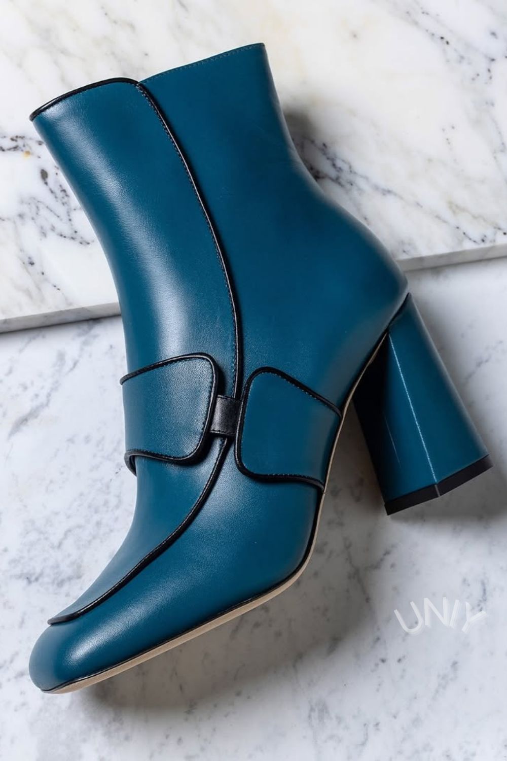 Stivaletti con tacco a blocco turchese [Pre-ordine]