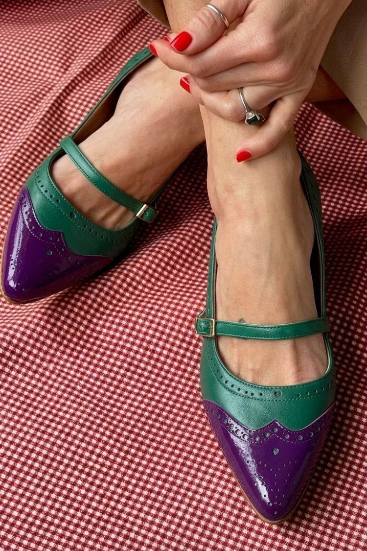 Colorblock punta a punta cinturino sul collo del piede fibbia tacchi bassi bianchi 