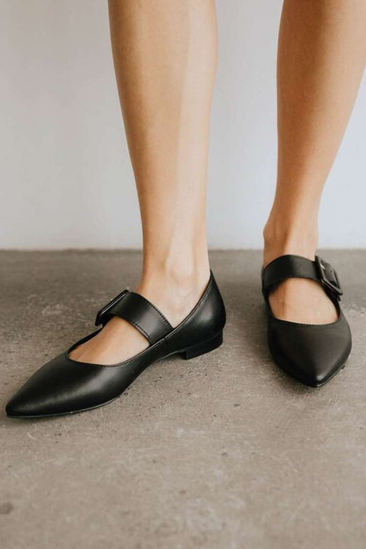 Ballerine Mary Jane con punta affilata e cinturino con fibbia in pelle [Pre-ordine]