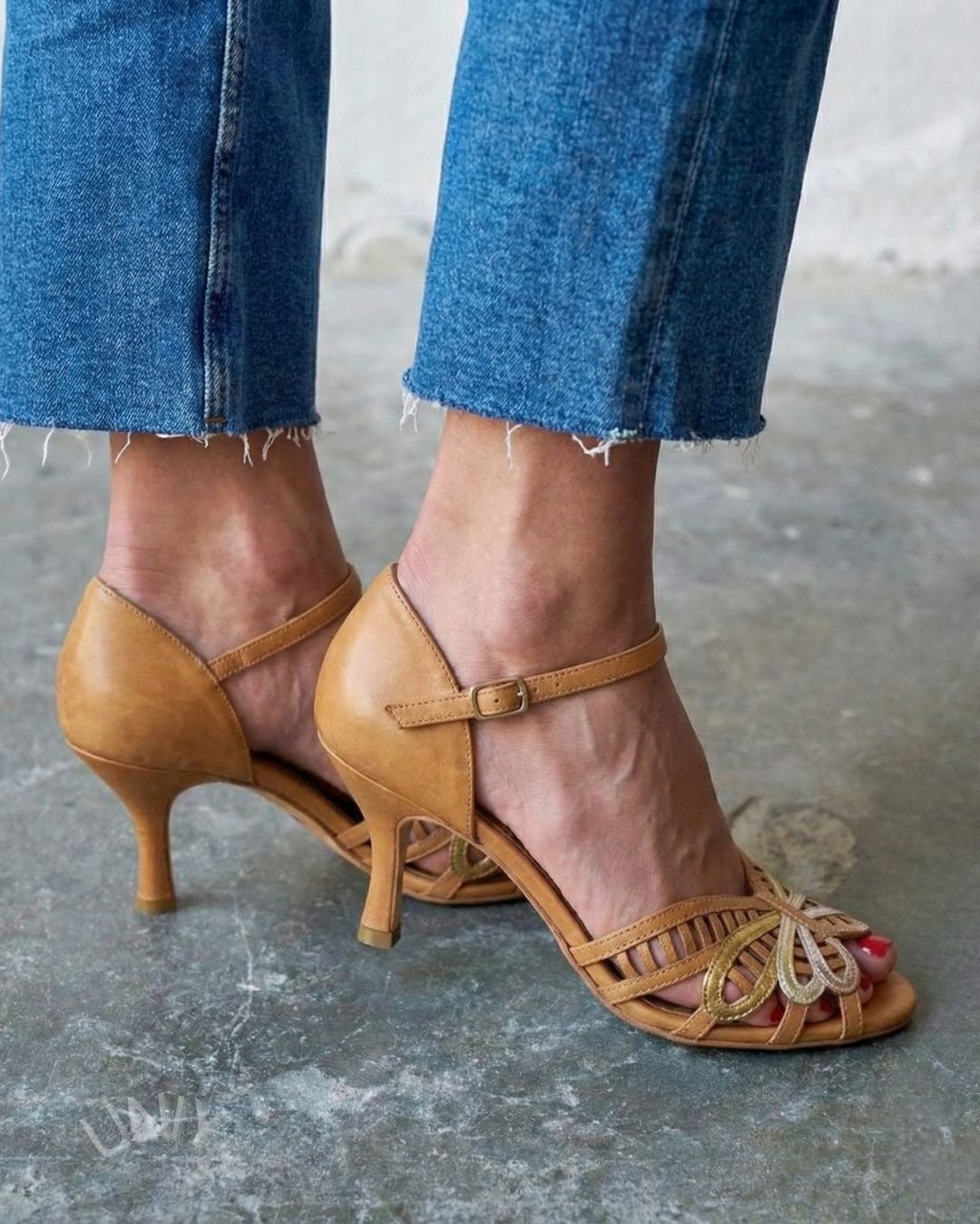 Vintage Butterfly Lattice Peep Toe Kitten Heel Ankle Sandals [Pre Order]