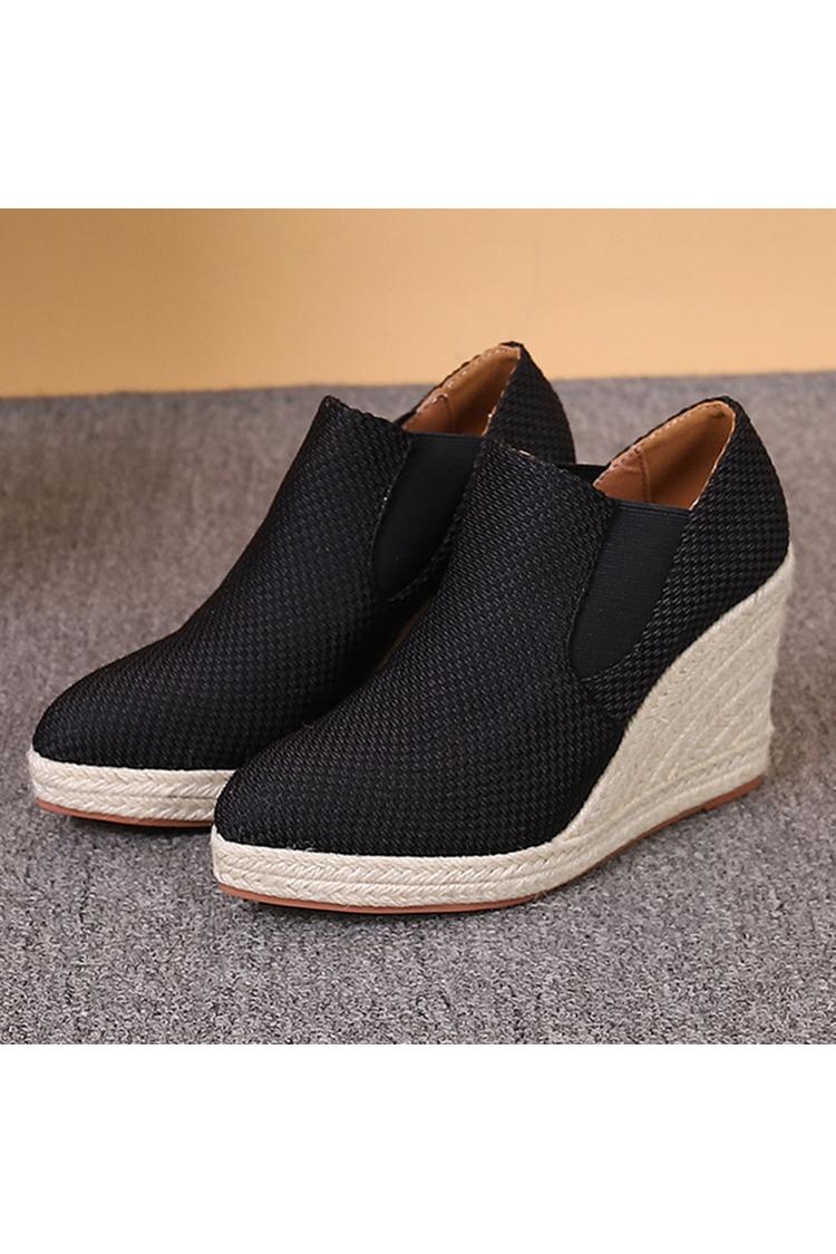 Zeppe casual con punta a punta e patchwork in tinta unita