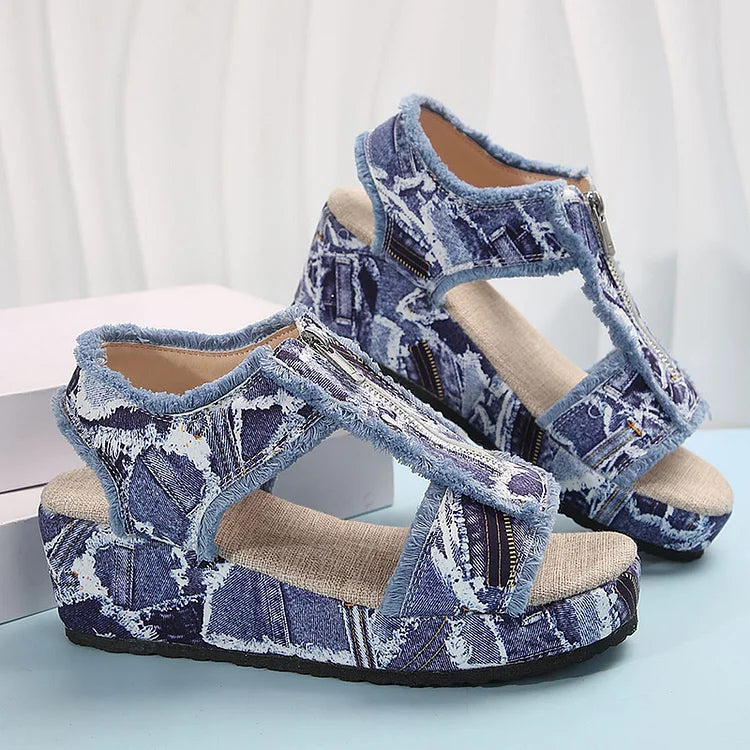 Sandálias de cunha plataforma com zíper Peep Toe em jeans patchwork cru