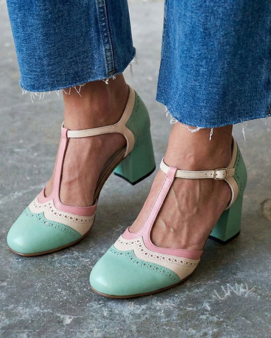 Elegant farveblok T-rem brogue blokhæl pumps [Forudbestilling]