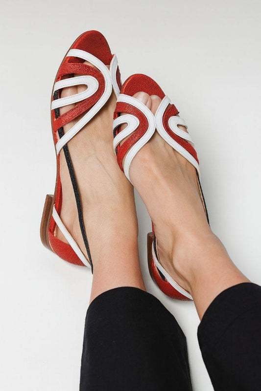 Leder zweifarbige Cutout Slingback offene Zehen flache Sandalen