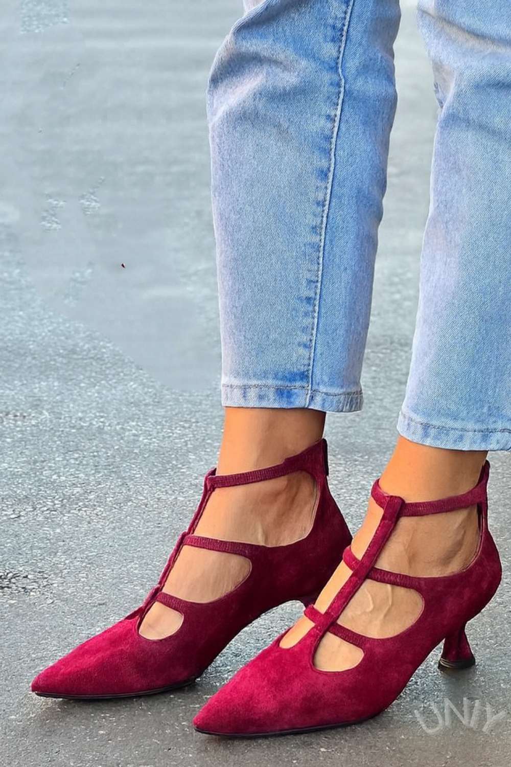 Spitz zulaufende T-Riemchen Stiletto-Absätze [Vorbestellung]