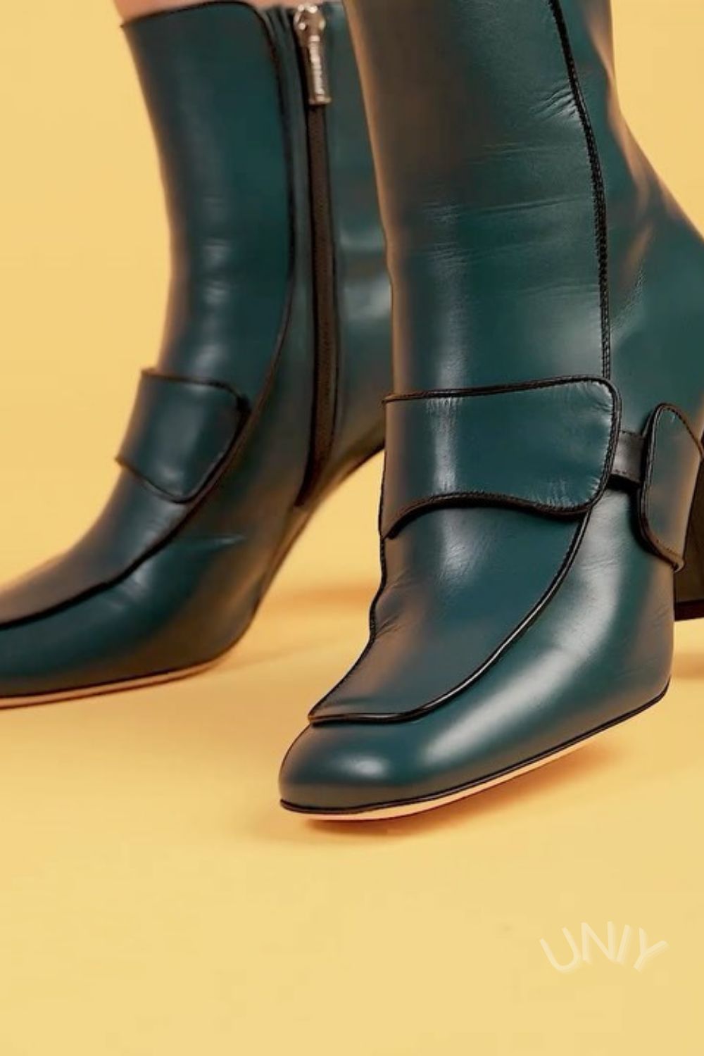 Stivaletti con tacco a blocco turchese [Pre-ordine]