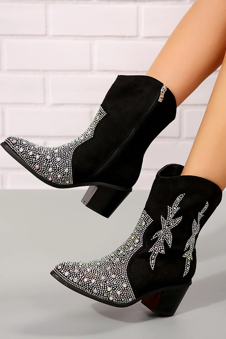 Botas de tornozelo com salto grosso e zíper com decoração de strass