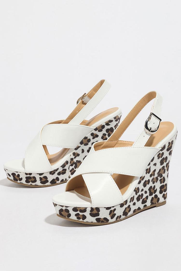 Talons compensés à bride arrière avec boucle, bout ouvert et imprimé léopard