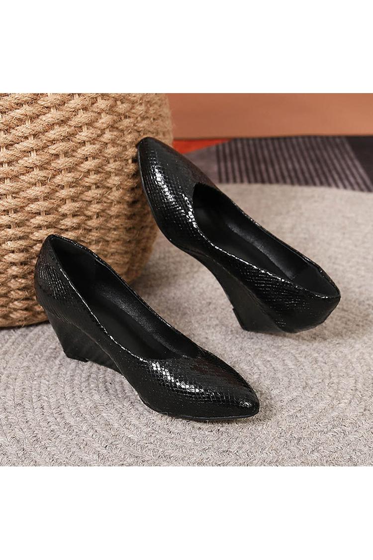 Scarpe con tacco a zeppa casual a punta con stampa serpente in tinta unita