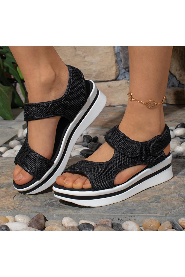 Sandali casual traspiranti con punta tonda e cinturino asimmetrico tinta unita