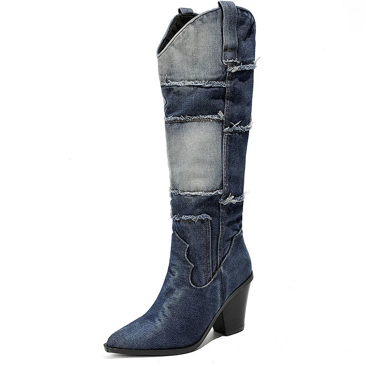 Denim-Patchwork-Stiefel mit grobem Besatz und spitzer Zehenpartie, klobiger Absatz, kniehohe Stiefel