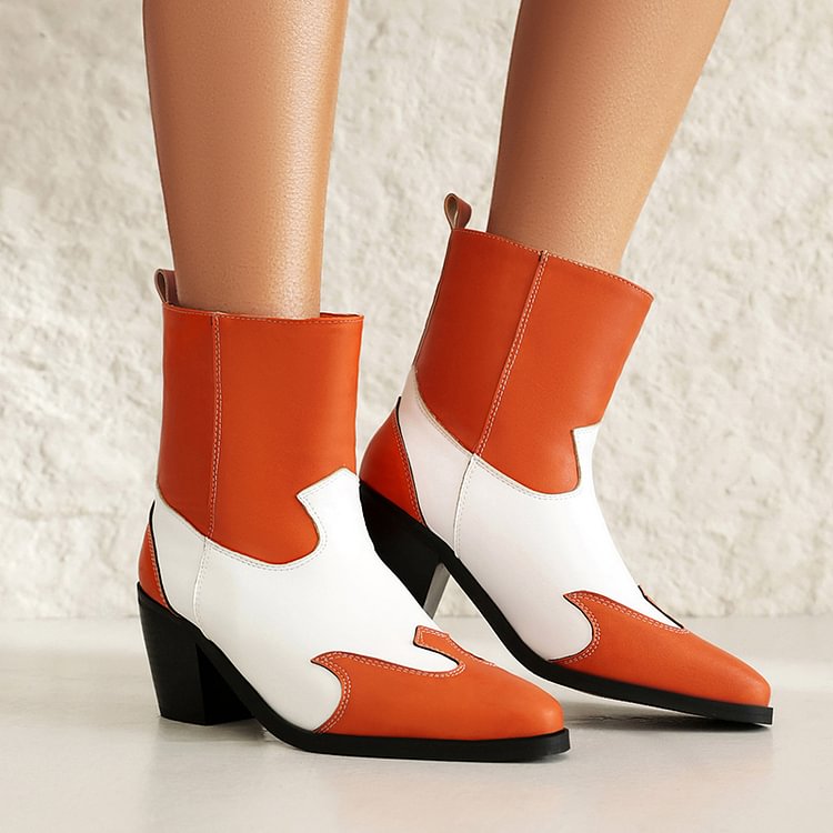 Colorblock-Stiefeletten mit spitzer Zehenpartie und Patchwork-Design mit klobigem Absatz