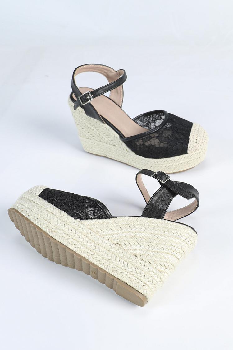 Sandali con zeppa casual con punta tonda, cinturino alla caviglia, fibbia e patchwork in pizzo 