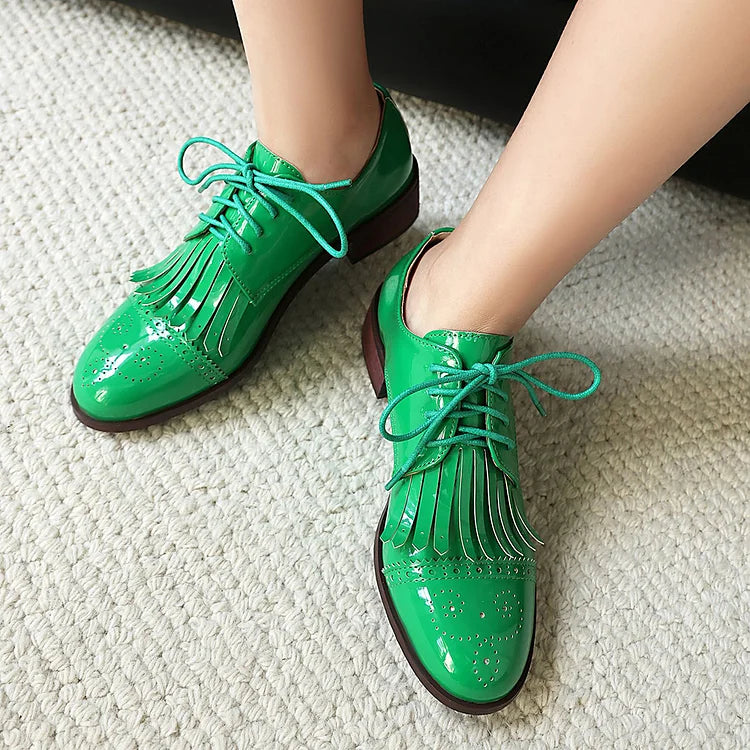 Oxfords z okrągłym noskiem, sznurowane, z ozdobnym frędzlem w jednolitym kolorze