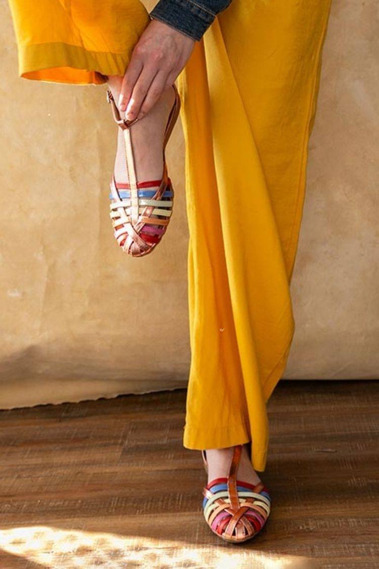 Regenbogen Metallic Gewebte Huarache Geschlossene Zehen Sandalen [Vorbestellung]