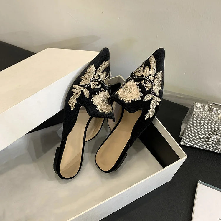 Floral Embroidery Pointed Toe Elegant Velvet Mules