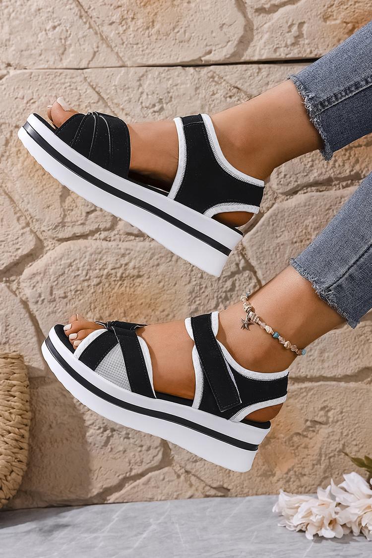 Sandali casual con plateau e punta tonda con patchwork e finiture a contrasto