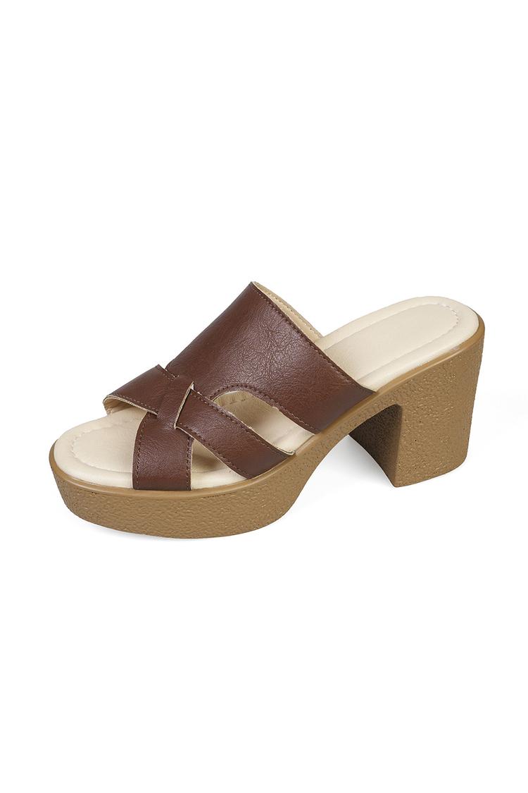 Sandali casual con tacco, punta tonda, tinta unita, con ritaglio irregolare