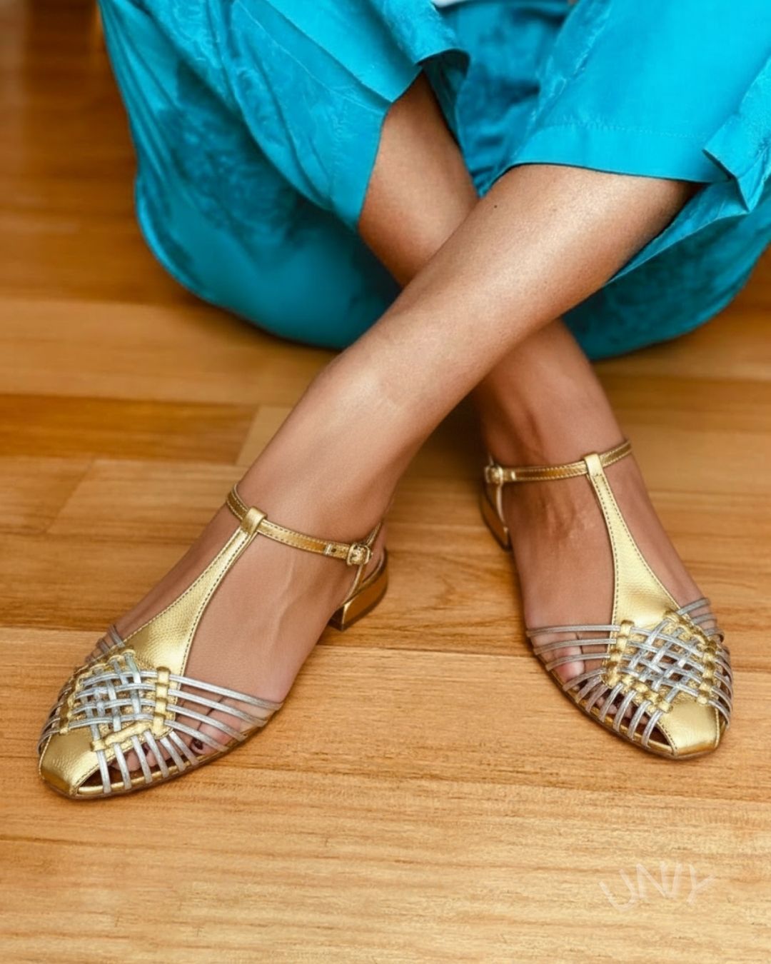 Colorblock Closed Toe Hollow Out T-Strap Flat Sandals