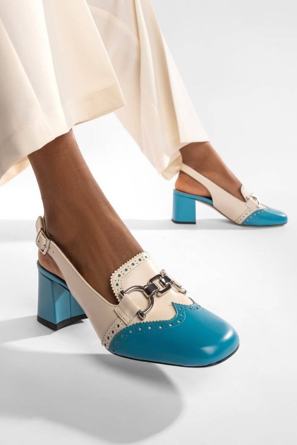 Scarpe con tacco a blocco in vernice colorblock e punta quadrata [Pre-ordine]