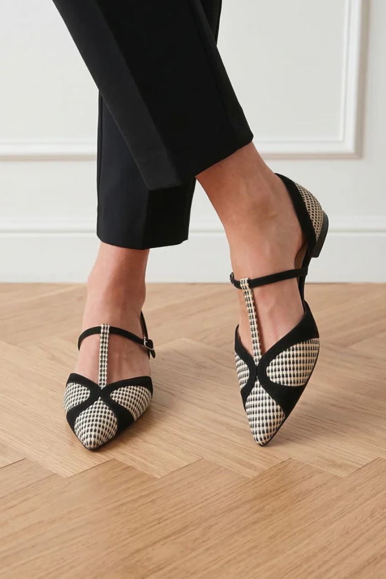 Black& White Geometric T-Strap Pointed Toe Flats [Pre Order]
