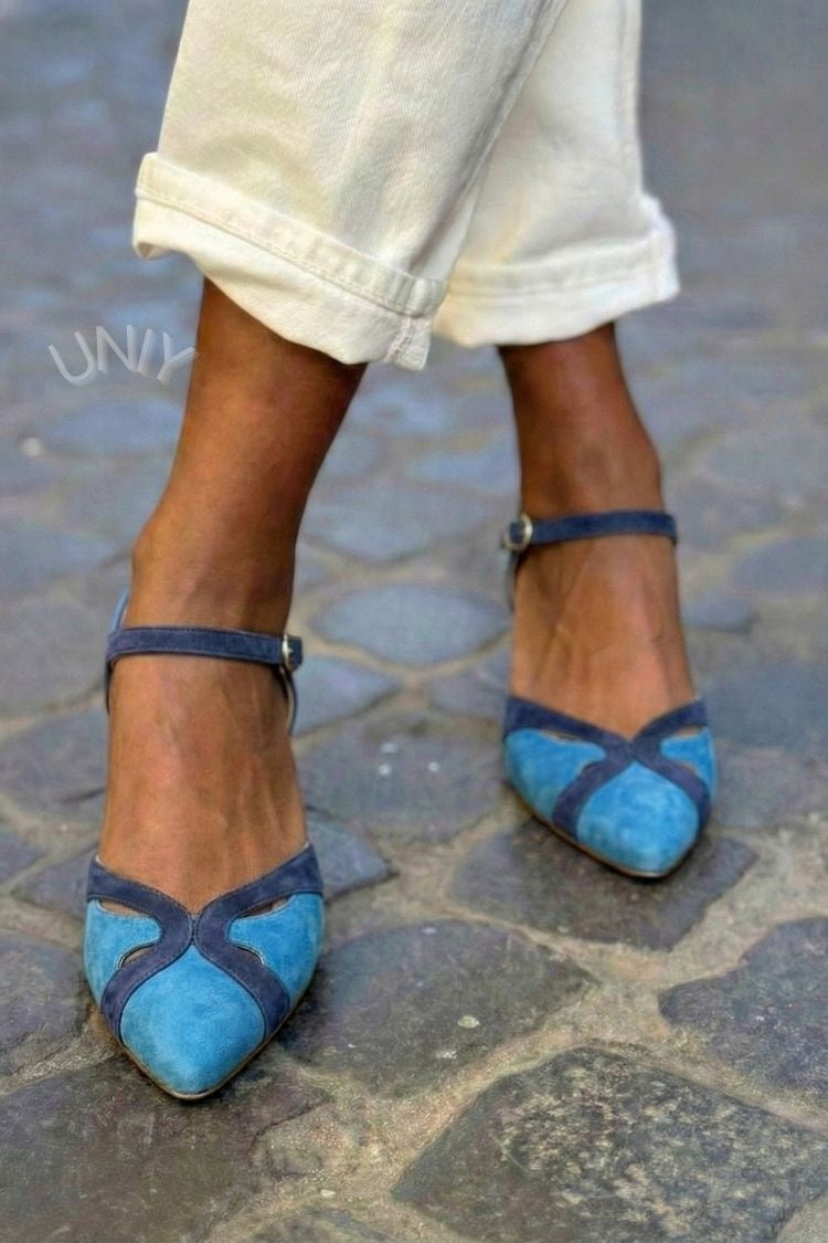 Mocassins Retrô Bicolor Azul com Bico Fino, Recortes e Tira no Tornozelo [Pré-venda]
