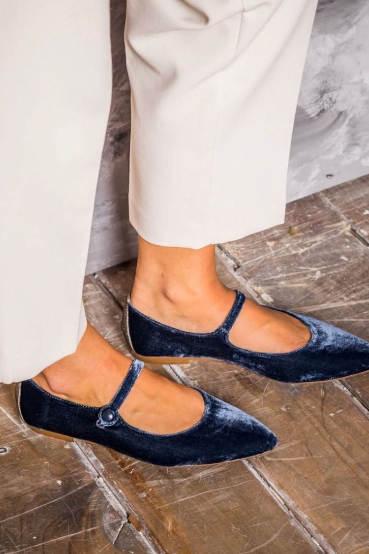 Eleganti e versatili ballerine in velluto tinta unita con punta a punta e cinturino singolo [Pre-ordine] 