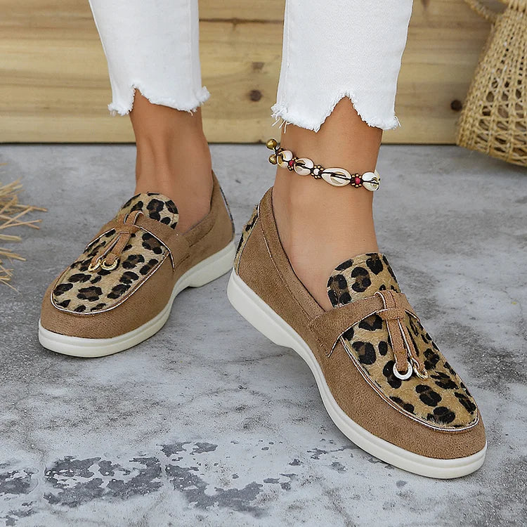 Mocasines retro sin cordones con detalle anudado y estampado de leopardo 