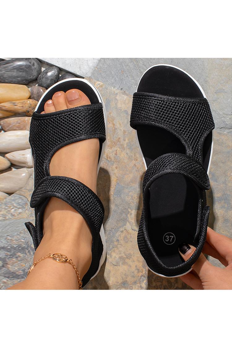 Sandali casual traspiranti con punta tonda e cinturino asimmetrico tinta unita