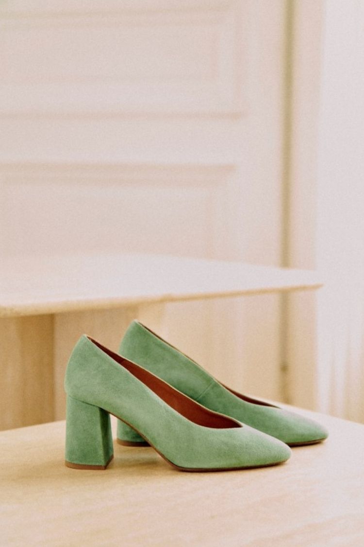 Suede Solid Mint Block Heel Almond Toe Pumps [Pre Order]