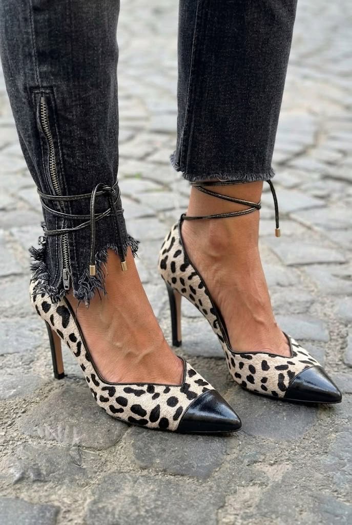 Patterned Lace Up Pointed Cap Toe Stiletto Heels [Pre Order]
