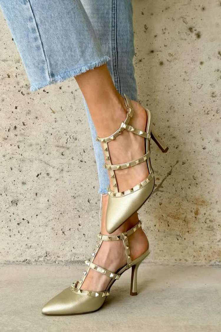 Sapatos de salto alto stiletto metálicos em pele com tachas, tira em T, bico fino [Pré-encomenda]