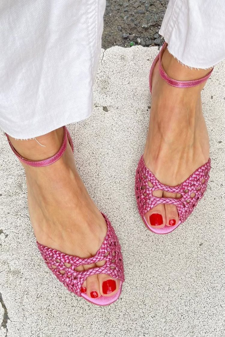 Elegant Woven Cutout Open Toe Ankle Strap Flat Sandals